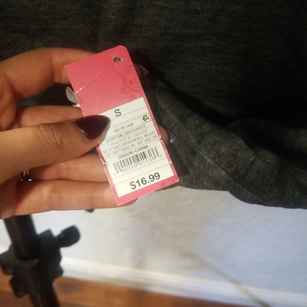 Sweater - Picture 2 of 2